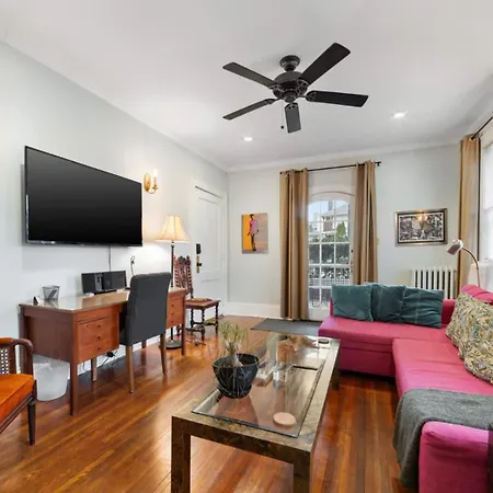 Elegant And Colorful 1Br With Covered Porch